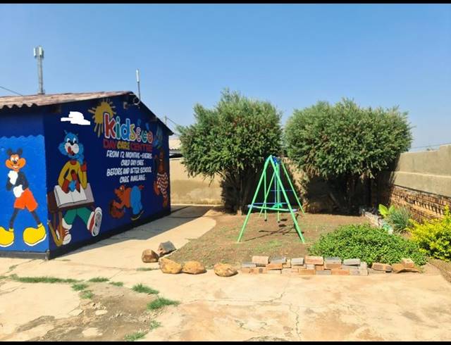 3 BEDROOM HOUSE FOR SALE IN PALM SPRINGS